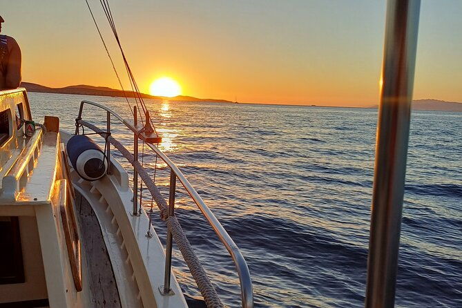 mykonos-private-sun-set-cruise