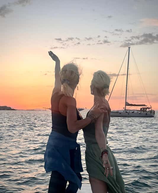 MYKONOS SOUTH COAST EVENING SEMI PRIVATE CRUISE - Who Is This Tour Best For?