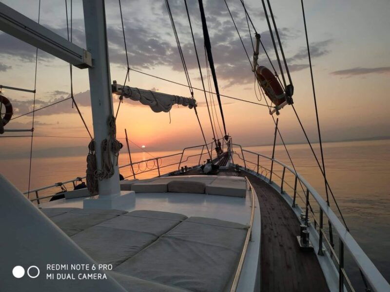 mykonos-sunset-boat-cruise-with-light-dinner-drinks
