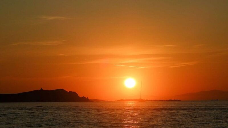 mykonos-sunset-catamaran-cruise-with-transfer