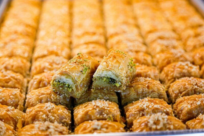 mykonos-town-food-walking-tour-with-famous-tastings