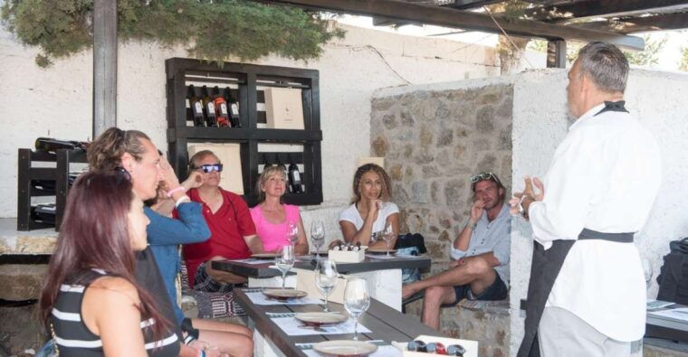 mykonos-wine-tasting-at-a-mykonian-farm