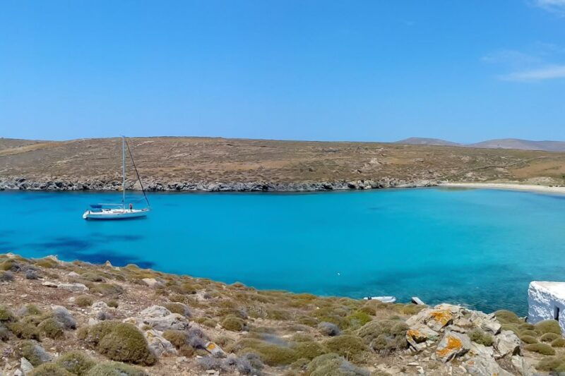 mykonos-yacht-cruise-to-rhenia-and-guided-tour-of-delos