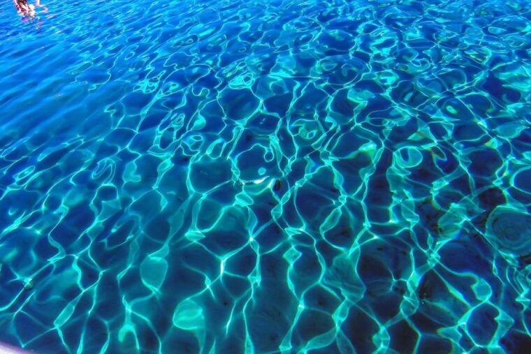mykonos-yacht-cruise-to-rhenia-and-guided-tour-of-delos