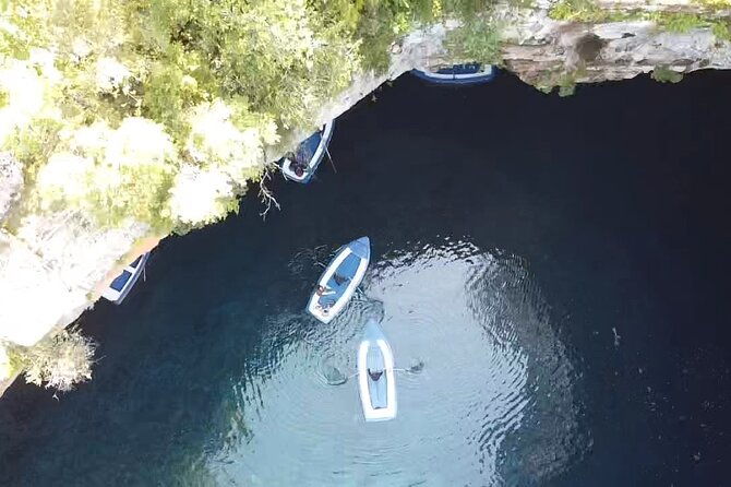 myrtos-swim-cave-melissani-lake-boat-tour-private-tour-2