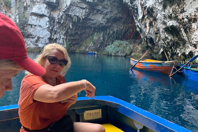 myrtos-swim-cave-melissani-lake-boat-tour-private-tour-2
