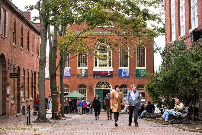 mysteries-and-murders-of-salem-guided-night-time-walking-tour