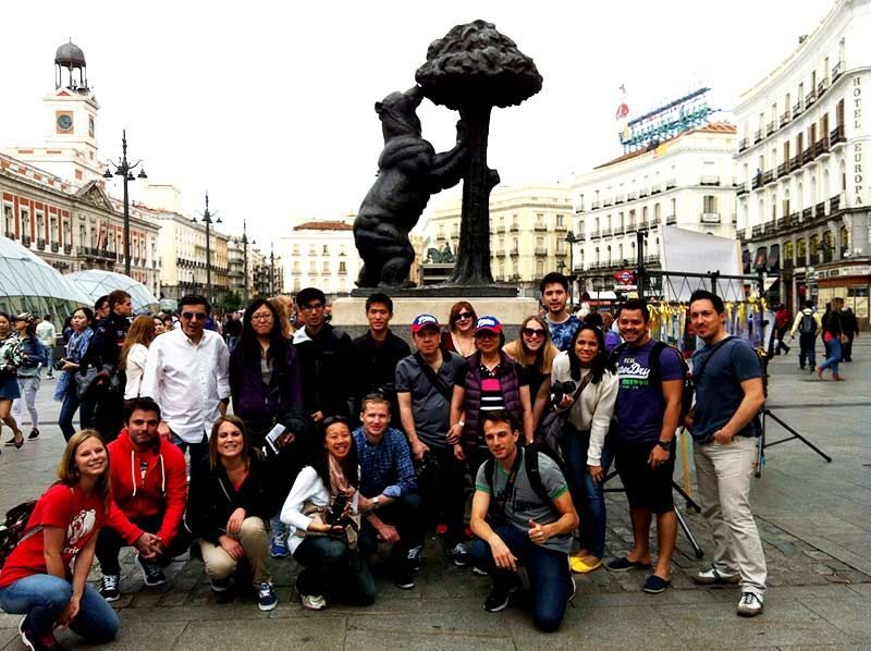 Mysteries & Tapas Tour in Madrid + Exclusive Bar - Food, Drinks, and Authenticity