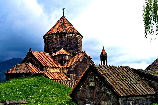 mysterious-zarni-parni-and-sanahin-haghpat-monasteries