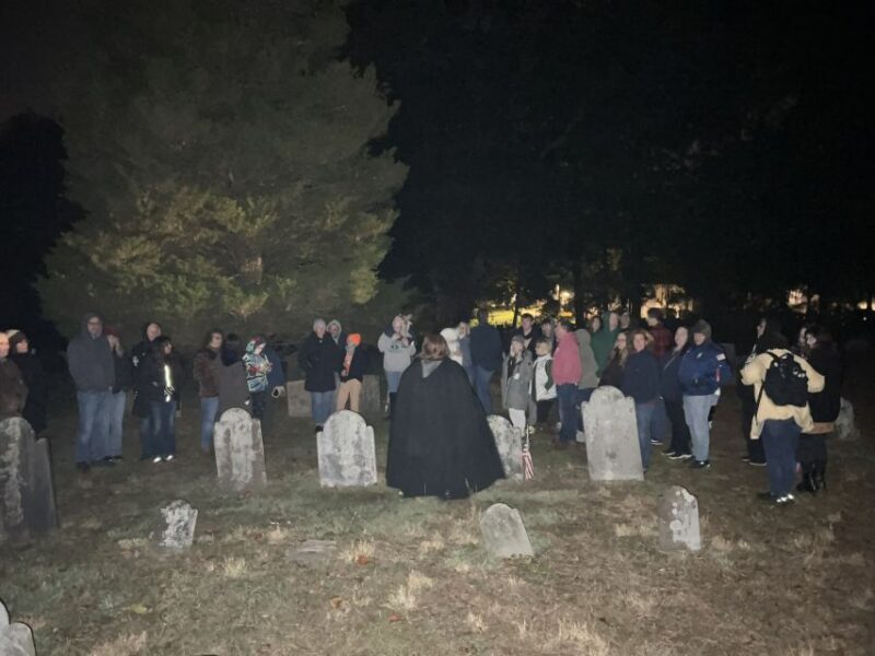 Mystic: Guided Graveyard Ghost Tour by Moonlight - Authentic Experiences and Guest Feedback