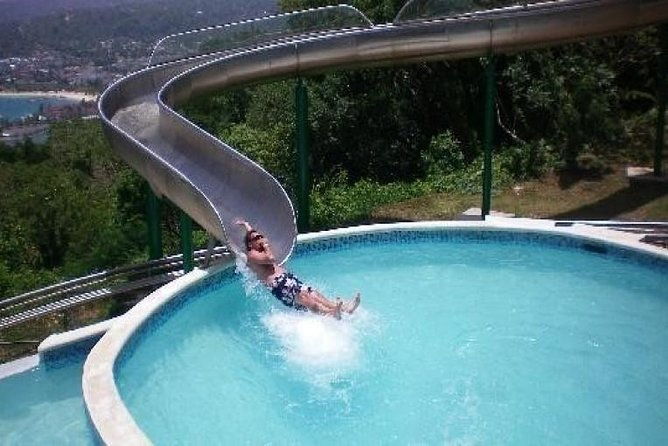 mystic-mountain-jamaica-bobsled-mystic-silver-from-ocho-rios