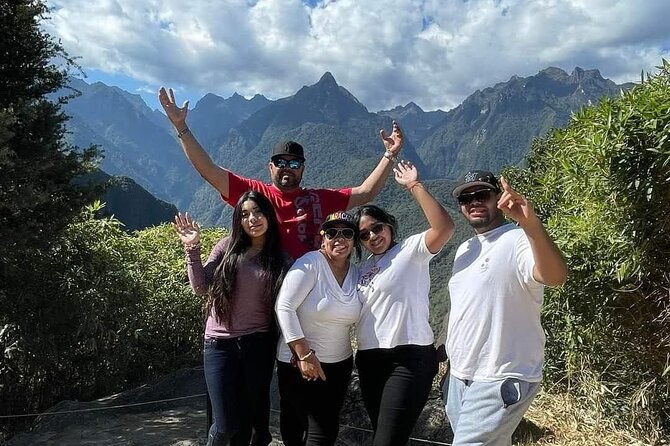 mystic-sacred-valley-and-machupicchu-2-day-trip