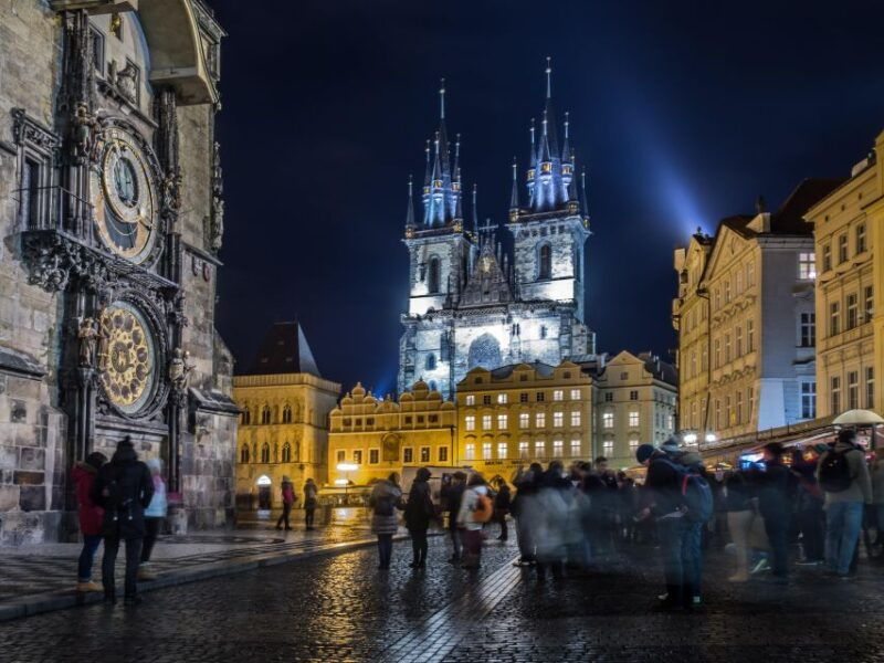 mystical-night-tour-of-prague