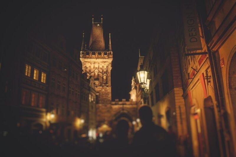 mystical-night-tour-of-prague