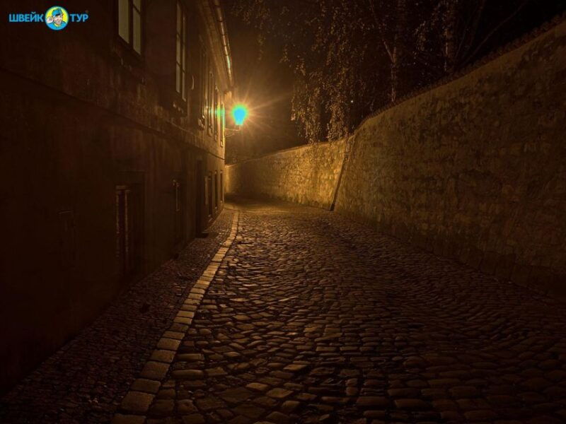 mystical-night-tour-of-prague
