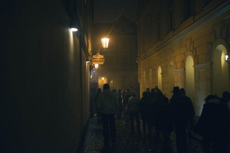 mystical-night-tour-of-prague