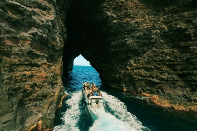 N Pali Coast Zodiac Raft Expedition and Snorkeling on Kauai - Key Points
