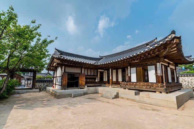 N Seoul Tower and Hanok Village Tour - The Experience and Its Value