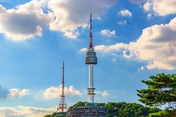 N Seoul Tower + Namsan Cable Car Ticket (Collect in Myeongdong) - Who Should Consider This Experience?