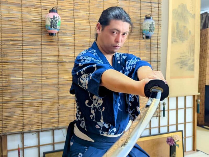 Nagano: Zenkoji Temple Tour and Samurai Experience - The Samurai Experience: Dress, Learn, and Pose