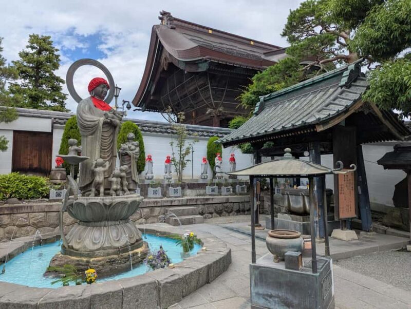 Nagano Zenkoji Temple Town Walking Tour with Oyaki Tasting - Key Points
