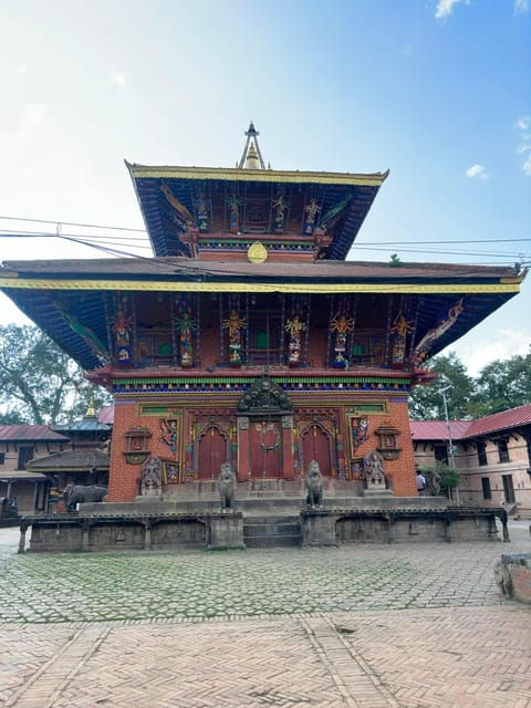 nagarkot-everest-sunrise-hike-to-changunarayan-bhaktapur