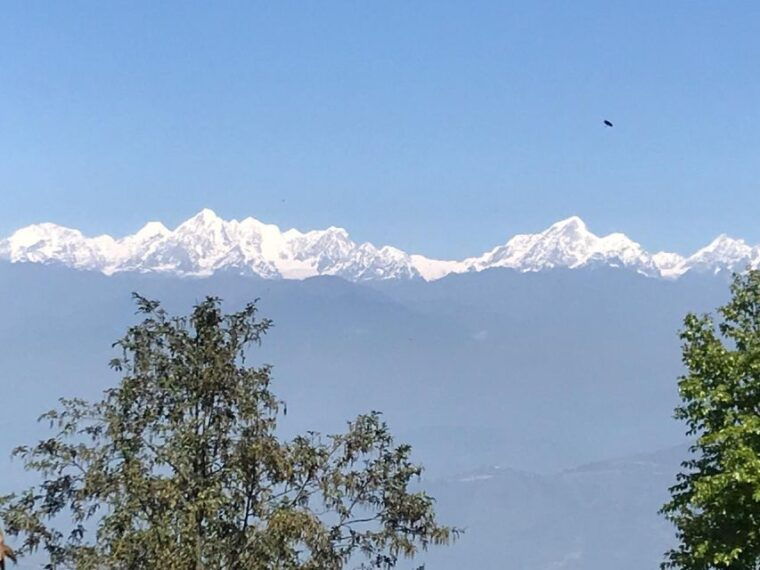 nagarkot-sunrise-and-hike-tour-to-changu-narayan-temple