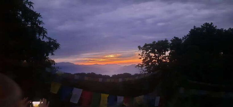 nagarkot-sunrise-bhaktapur-durbar-unesco-tour-in-kathmandu