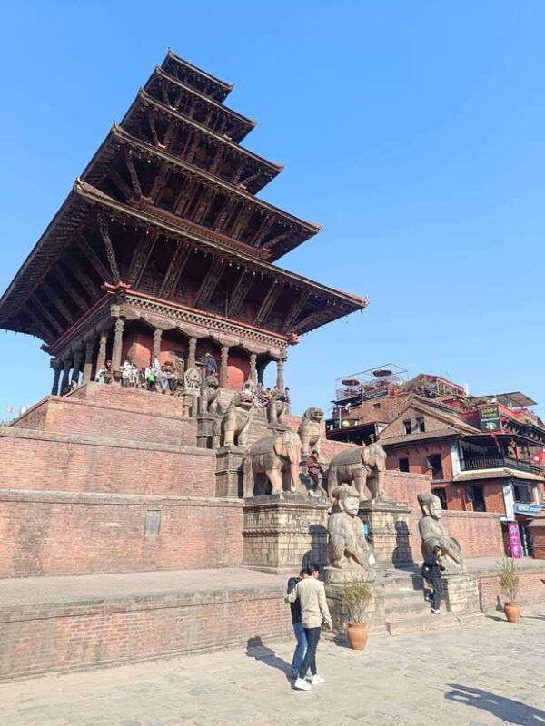 nagarkot-sunrise-changunarayan-hike-with-bhaktapur-tour