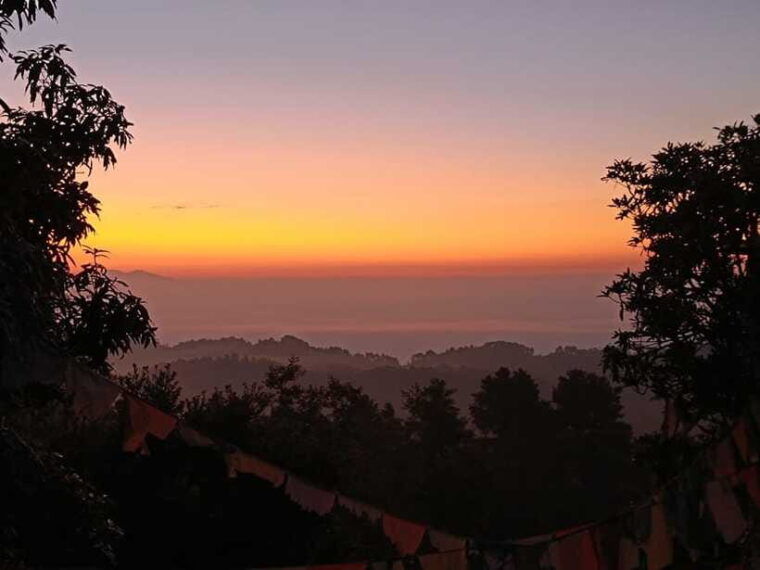 nagarkot-sunrise-changunarayan-hike-with-bhaktapur-tour