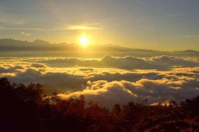 nagarkot-sunrise-with-bhaktapur-durbar-visit