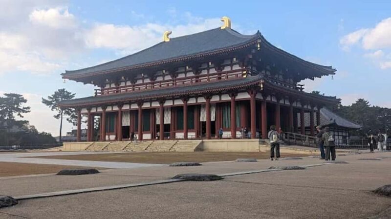Nagasaki: Hidden Bridges, Temples, and Local Life Tour - Walking Through Nagasaki’s Traditional Neighborhoods