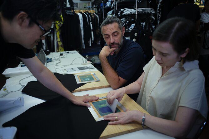 Nagoya Black Montsuki Dyeing: Family Crest Silk Printing - Introduction