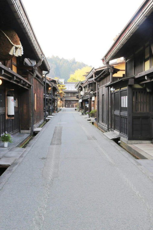 nagoya-hida-takayama-and-gassho-zukuri-village-day-tour