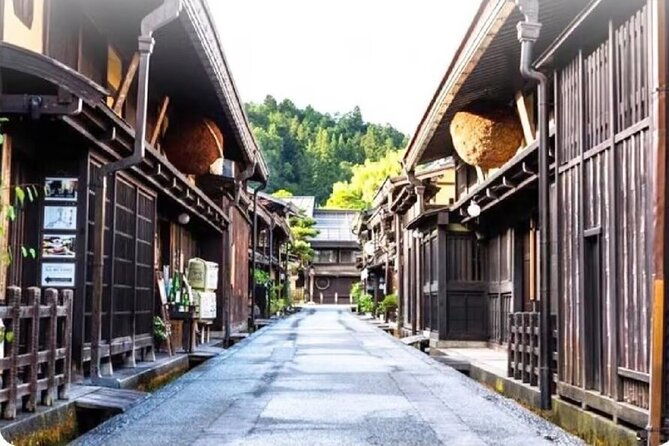 nagoya-shirakawa-go-village-and-takayama-unesco-1-day-trip-2