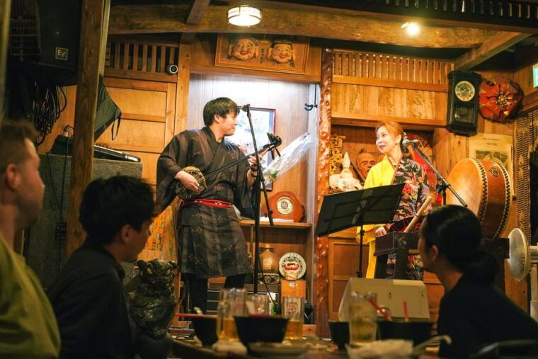 naha-bar-hopping-tour-in-okinawa-2