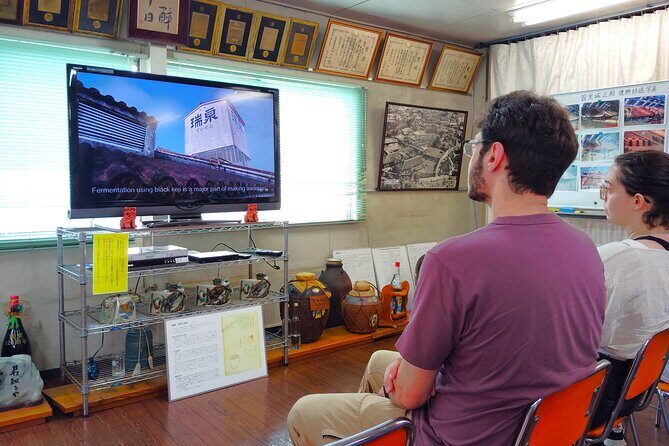 Naha: Explore Okinawas Awamori Traditions with Tasting - Exploring Okinawa’s Awamori Traditions: A Practical Guide