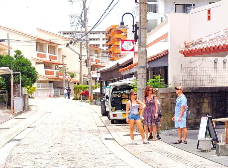 Naha: Yachimun Pottery and Local Crafts in Tsuboya Tour - Key Points