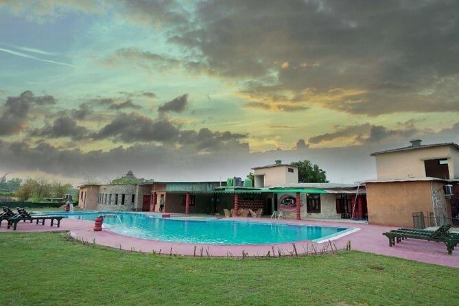 Nainital Jim Corbett 4 Days Tour Package From Delhi - Key Points