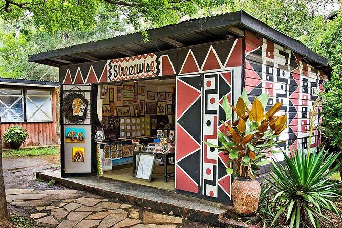 Nairobi cultural souvenir shopping tour with a local - FAQ