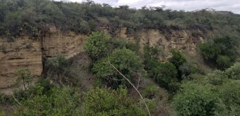 Nairobi: Hell's Gate and Crescent Island Day Trip with Lunch - Considerations and Tips