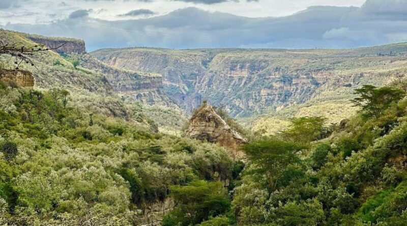 Nairobi: Hell's Gate National Park and Lake Naivasha Tour - FAQ
