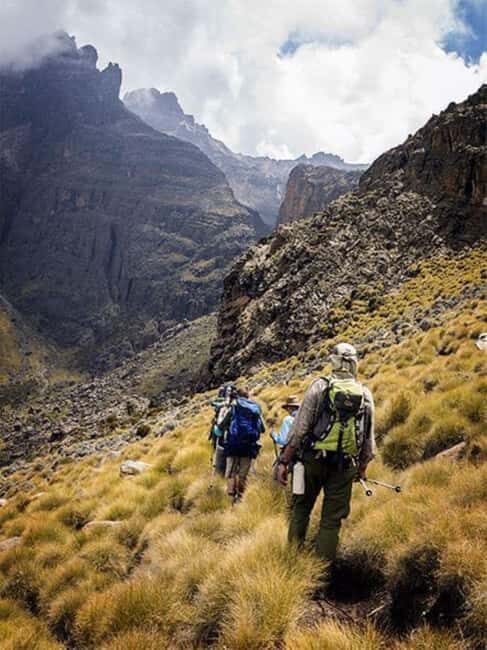 Nairobi: Mount Kenya 4-Day Trekking via Sirimon - An In-Depth Look at the 4-Day Mount Kenya Trek