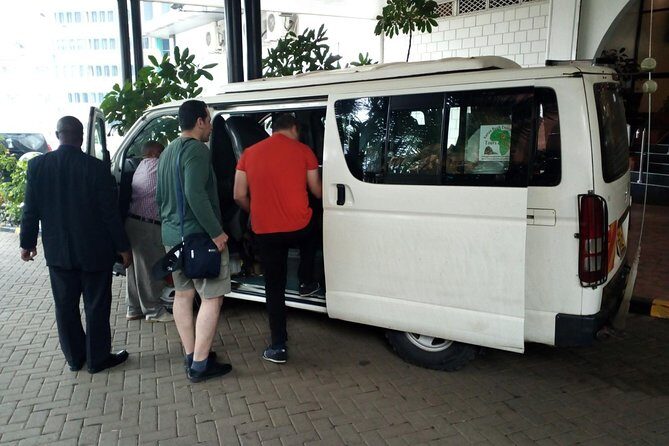 Nairobi National Park Half-Day Tour; Free Wi-Fi connection - FAQ