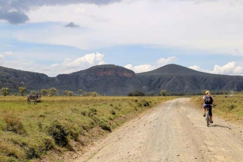 Nairobi:Group Hell's Gate National Park & Lake Naivasha Tour - The Sum Up
