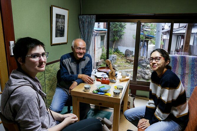nakasendo-historical-town-and-hidden-craft-village-walking-tour