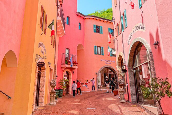 Nami & Alpaca World & Railbike & Garden Light Festival - FAQ