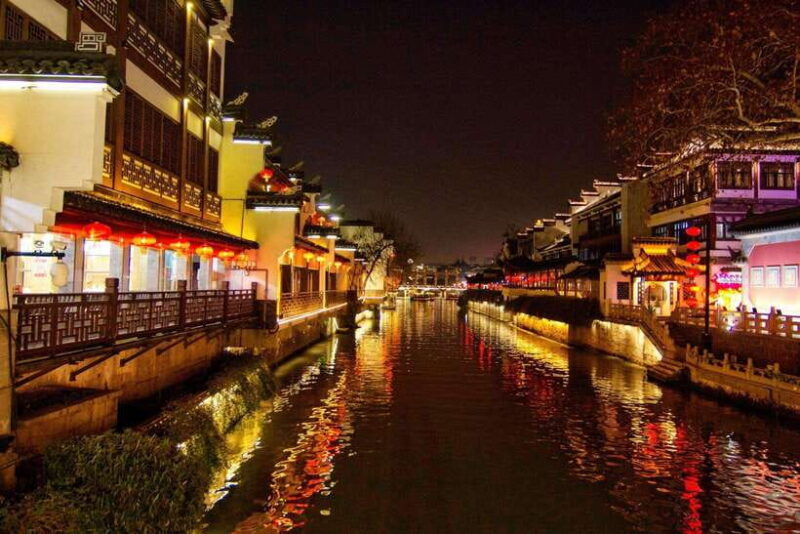 nanjing-night-cruise-on-outer-qinhuai-river-for-adults