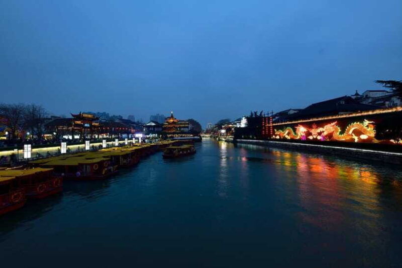 nanjingnight-cruise-qinhuai-rivernight-visit-zhonghua-gate