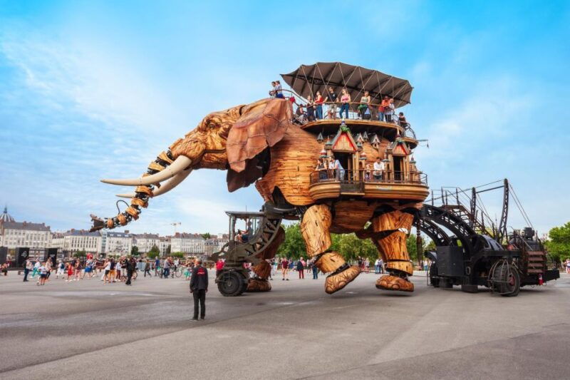 nantes-express-walk-with-a-local-in-60-minutes